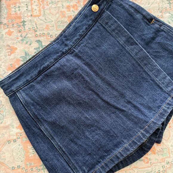 J.Crew Denim skort in Rinse wash - size 2 - item CA359 - Picture 2 of 10